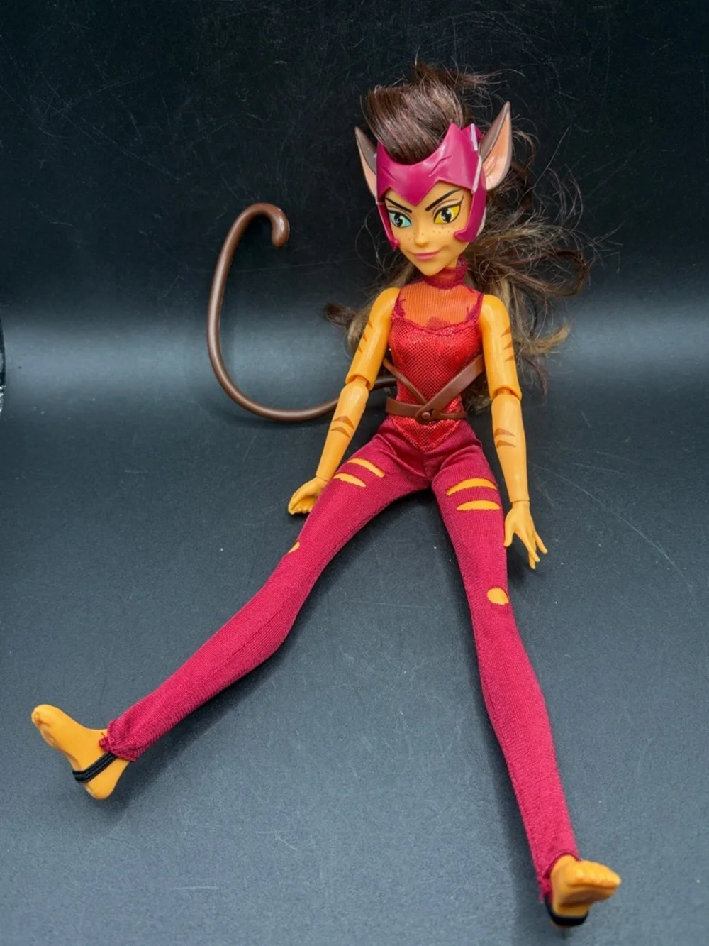 2019 Mattel She-Ra Catra Princess of Power Articulated Doll Action Figure Toy